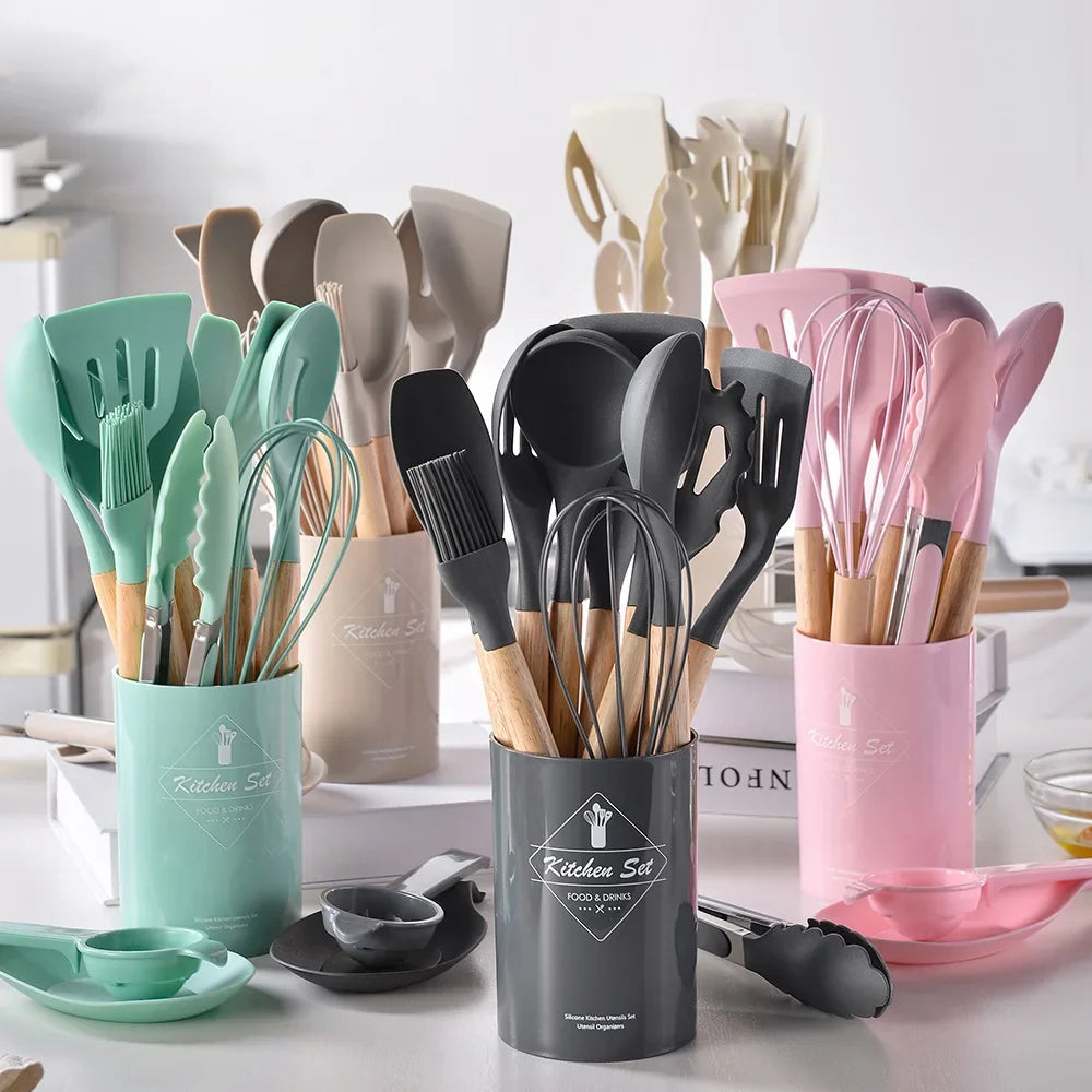 ChicFity™ / Silicone Utensil Set